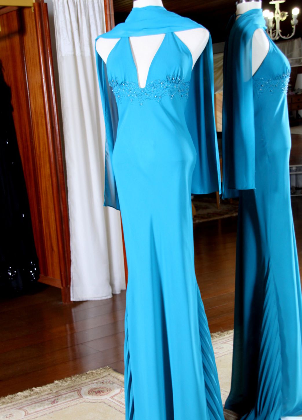 Vestidos para Mães, Madrinhas e Moda Festas - 575 - Hipnose Alta Costura e Spa para Noivas e Noivos - Campinas - SP Vestido de Festa para Mães, Vestido de Festa para Madrinhas, Vestido de Festa para Formatura, Hipnose Alta Costura