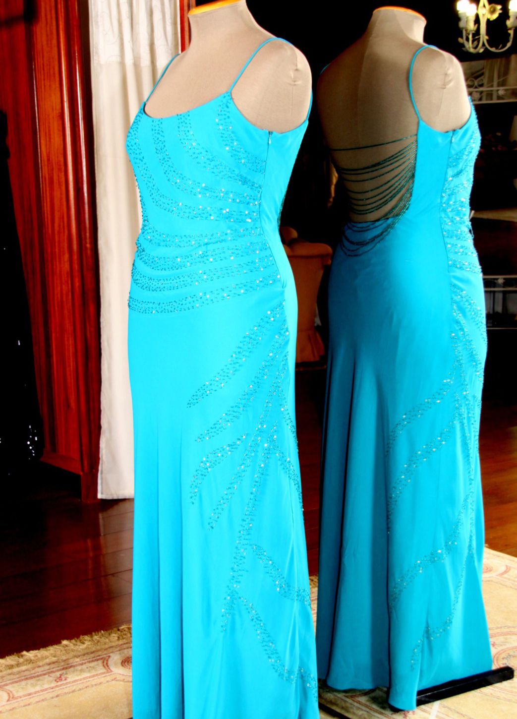 Vestidos para Mães, Madrinhas e Moda Festas - 576 - Hipnose Alta Costura e Spa para Noivas e Noivos - Campinas - SP Vestido de Festa para Mães, Vestido de Festa para Madrinhas, Vestido de Festa para Formatura, Hipnose Alta Costura