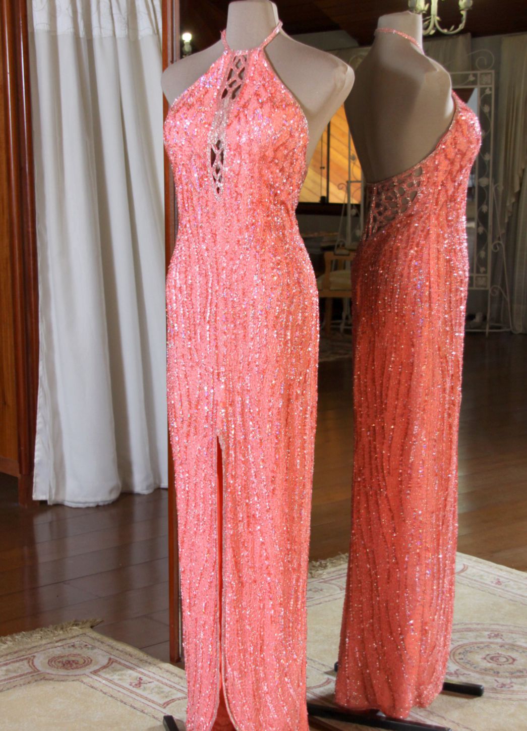 Vestidos para Mães, Madrinhas e Moda Festas - 582 - Hipnose Alta Costura e Spa para Noivas e Noivos - Campinas - SP Vestido de Festa para Mães, Vestido de Festa para Madrinhas, Vestido de Festa para Formatura, Hipnose Alta Costura