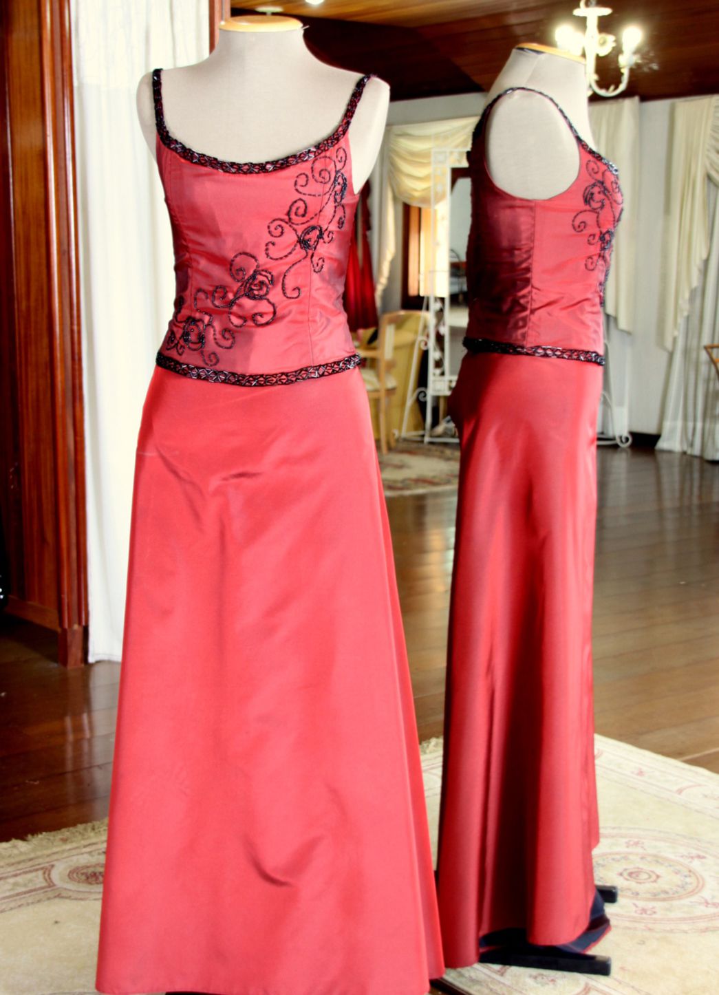 Vestidos para Mães, Madrinhas e Moda Festas - 603 - Hipnose Alta Costura e Spa para Noivas e Noivos - Campinas - SP Vestido de Festa para Mães, Vestido de Festa para Madrinhas, Vestido de Festa para Formatura, Hipnose Alta Costura