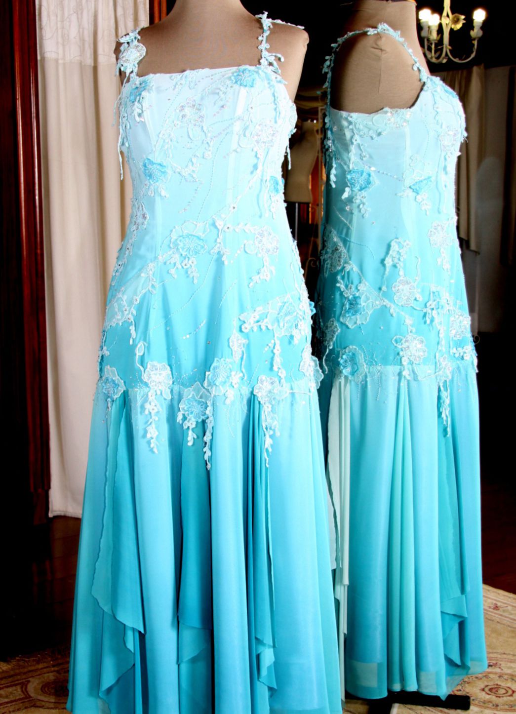 Vestidos para Mães, Madrinhas e Moda Festas - 607 - Hipnose Alta Costura e Spa para Noivas e Noivos - Campinas - SP Vestido de Festa para Mães, Vestido de Festa para Madrinhas, Vestido de Festa para Formatura, Hipnose Alta Costura