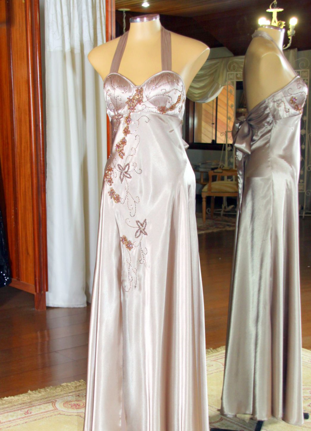 Vestidos para Mães, Madrinhas e Moda Festas - 620 - Hipnose Alta Costura e Spa para Noivas e Noivos - Campinas - SP Vestido de Festa para Mães, Vestido de Festa para Madrinhas, Vestido de Festa para Formatura, Hipnose Alta Costura