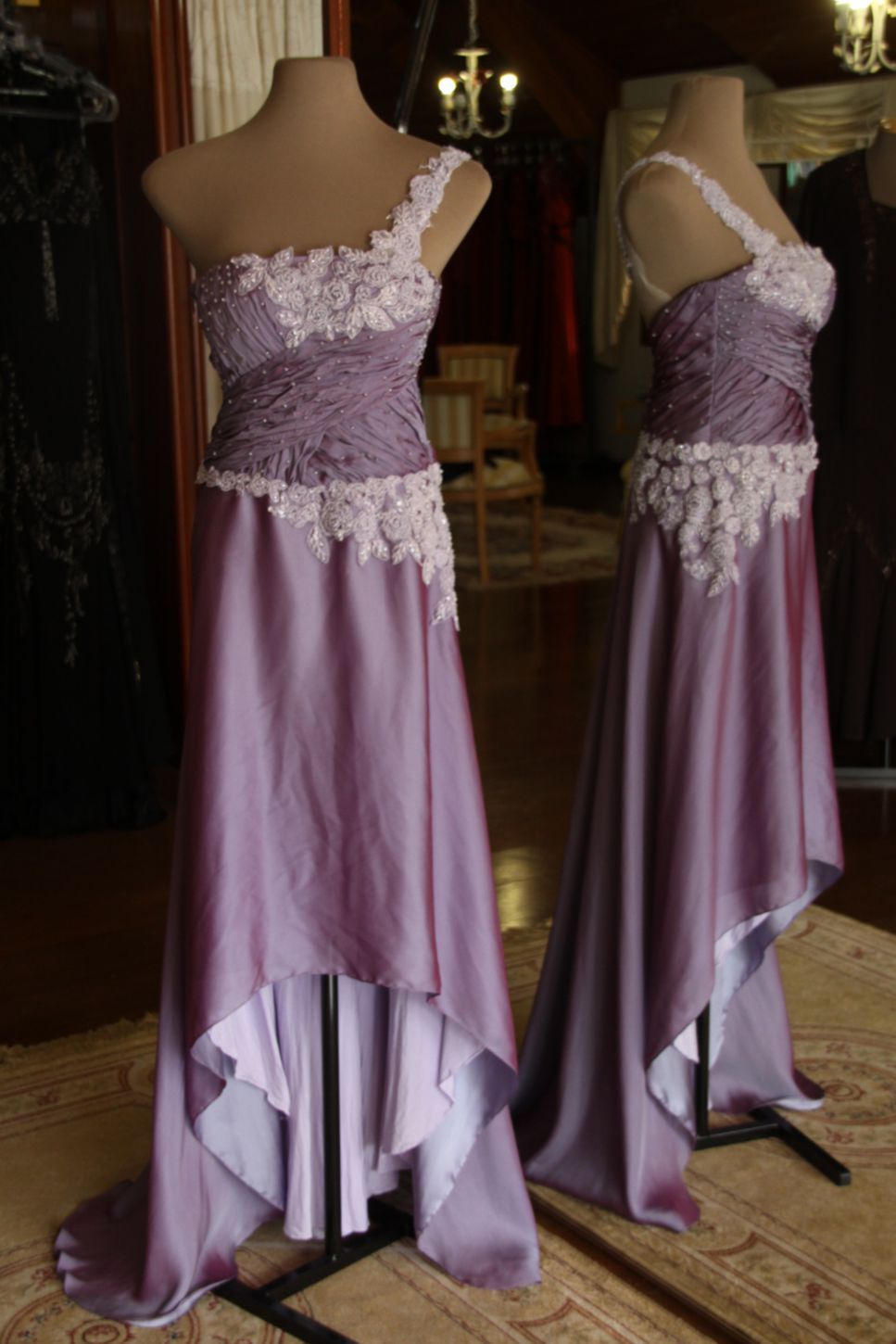 Vestidos para Mães, Madrinhas e Moda Festas - 641 - Hipnose Alta Costura e Spa para Noivas e Noivos - Campinas - SP Vestido de Festa para Mães, Vestido de Festa para Madrinhas, Vestido de Festa para Formatura, Hipnose Alta Costura