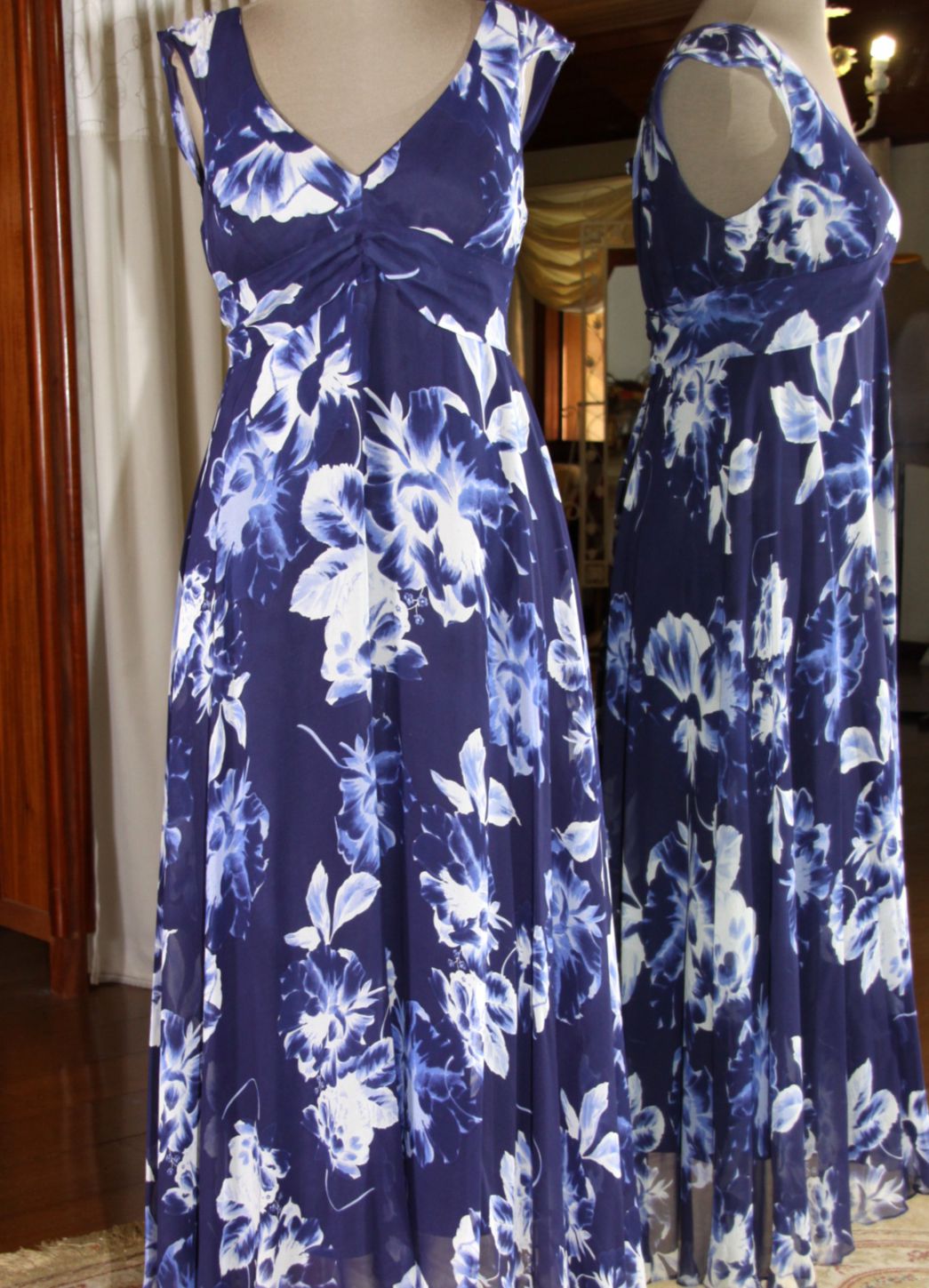 Vestidos para Mães, Madrinhas e Moda Festas - 647 - Hipnose Alta Costura e Spa para Noivas e Noivos - Campinas - SP Vestido de Festa para Mães, Vestido de Festa para Madrinhas, Vestido de Festa para Formatura, Hipnose Alta Costura