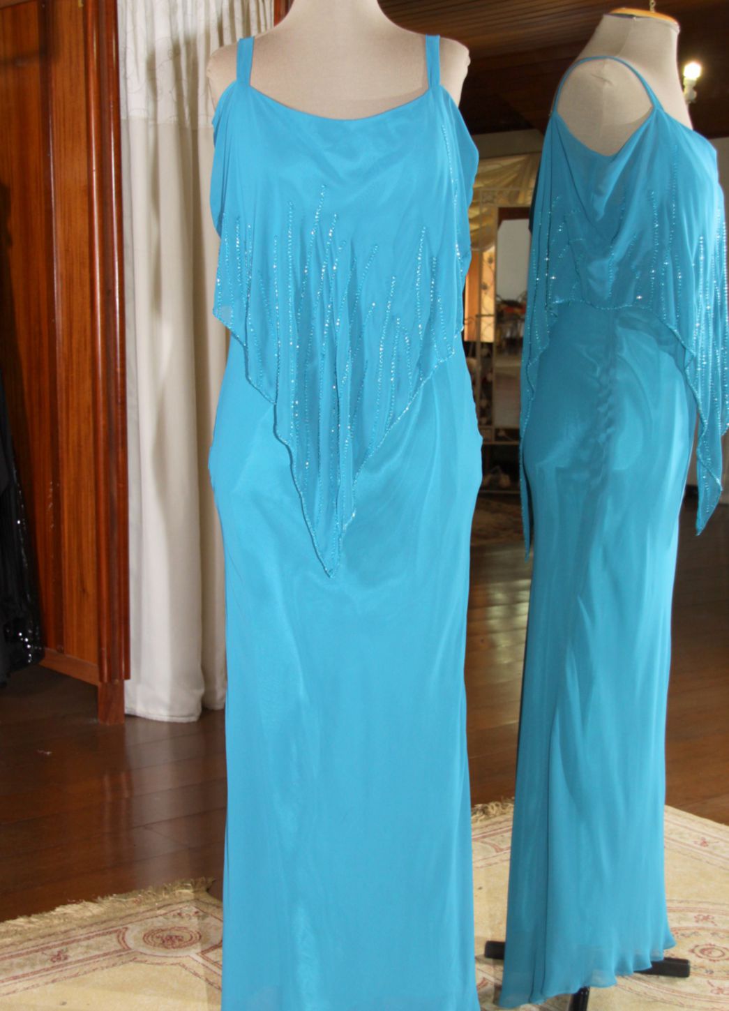 Vestidos para Mães, Madrinhas e Moda Festas - 650 - Hipnose Alta Costura e Spa para Noivas e Noivos - Campinas - SP Vestido de Festa para Mães, Vestido de Festa para Madrinhas, Vestido de Festa para Formatura, Hipnose Alta Costura