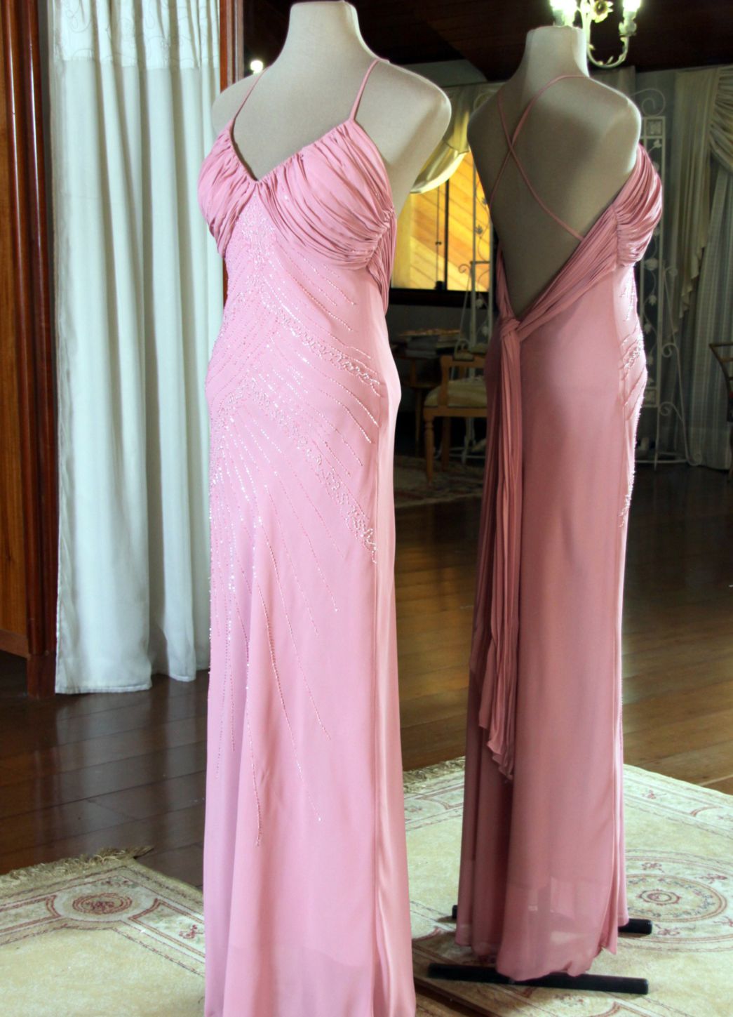 Vestidos para Mães, Madrinhas e Moda Festas - 734 - Hipnose Alta Costura e Spa para Noivas e Noivos - Campinas - SP Vestido de Festa para Mães, Vestido de Festa para Madrinhas, Vestido de Festa para Formatura, Hipnose Alta Costura