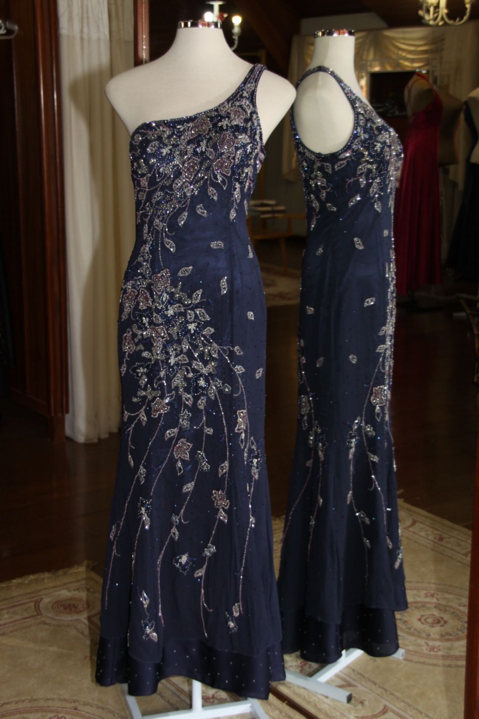 Vestidos para Mães, Madrinhas e Moda Festas - 757 - Hipnose Alta Costura e Spa para Noivas e Noivos - Campinas - SP Vestido de Festa para Mães, Vestido de Festa para Madrinhas, Vestido de Festa para Formatura, Hipnose Alta Costura