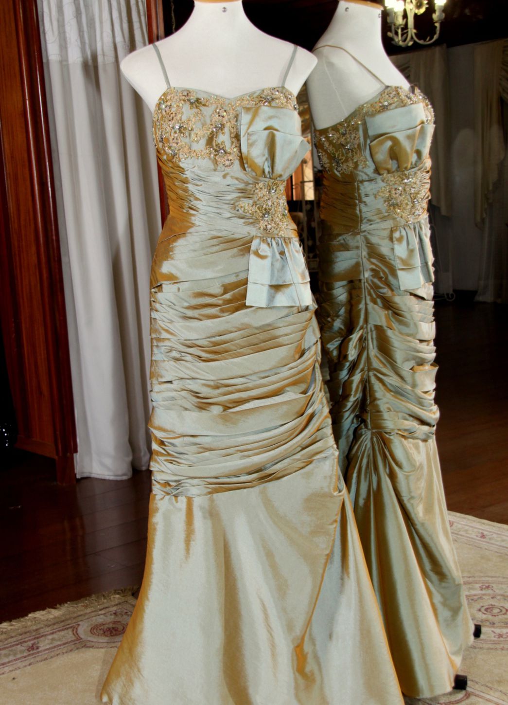 Vestidos para Mães, Madrinhas e Moda Festas - 762 - Hipnose Alta Costura e Spa para Noivas e Noivos - Campinas - SP Vestido de Festa para Mães, Vestido de Festa para Madrinhas, Vestido de Festa para Formatura, Hipnose Alta Costura