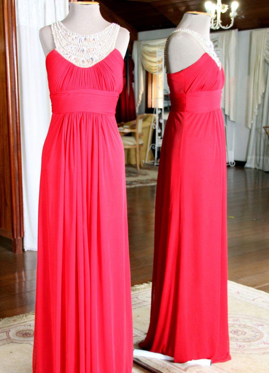 Vestidos para Mães, Madrinhas e Moda Festas - 764 - Hipnose Alta Costura e Spa para Noivas e Noivos - Campinas - SP Vestido de Festa para Mães, Vestido de Festa para Madrinhas, Vestido de Festa para Formatura, Hipnose Alta Costura