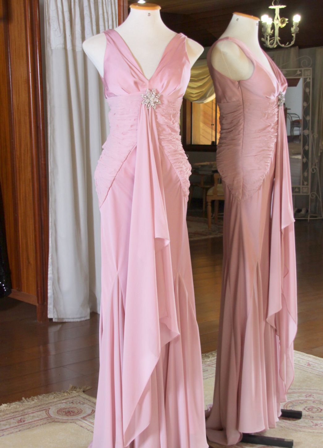 Vestidos para Mães, Madrinhas e Moda Festas - 777 - Hipnose Alta Costura e Spa para Noivas e Noivos - Campinas - SP Vestido de Festa para Mães, Vestido de Festa para Madrinhas, Vestido de Festa para Formatura, Hipnose Alta Costura