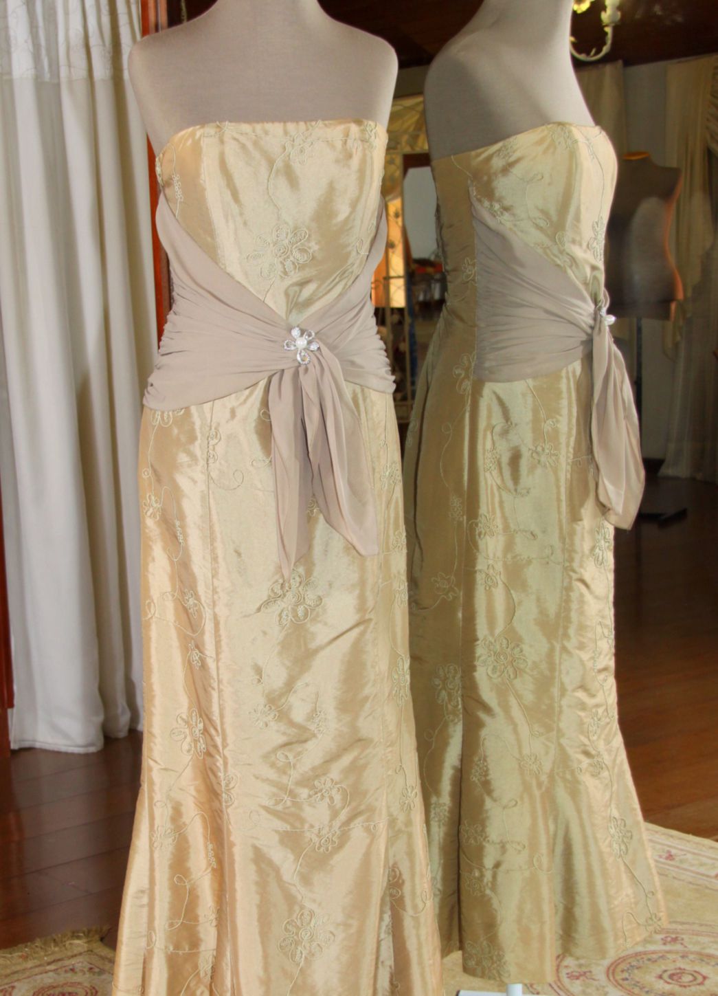 Vestidos para Mães, Madrinhas e Moda Festas - 80 - Hipnose Alta Costura e Spa para Noivas e Noivos - Campinas - SP Vestido de Festa para Mães, Vestido de Festa para Madrinhas, Vestido de Festa para Formatura, Hipnose Alta Costura